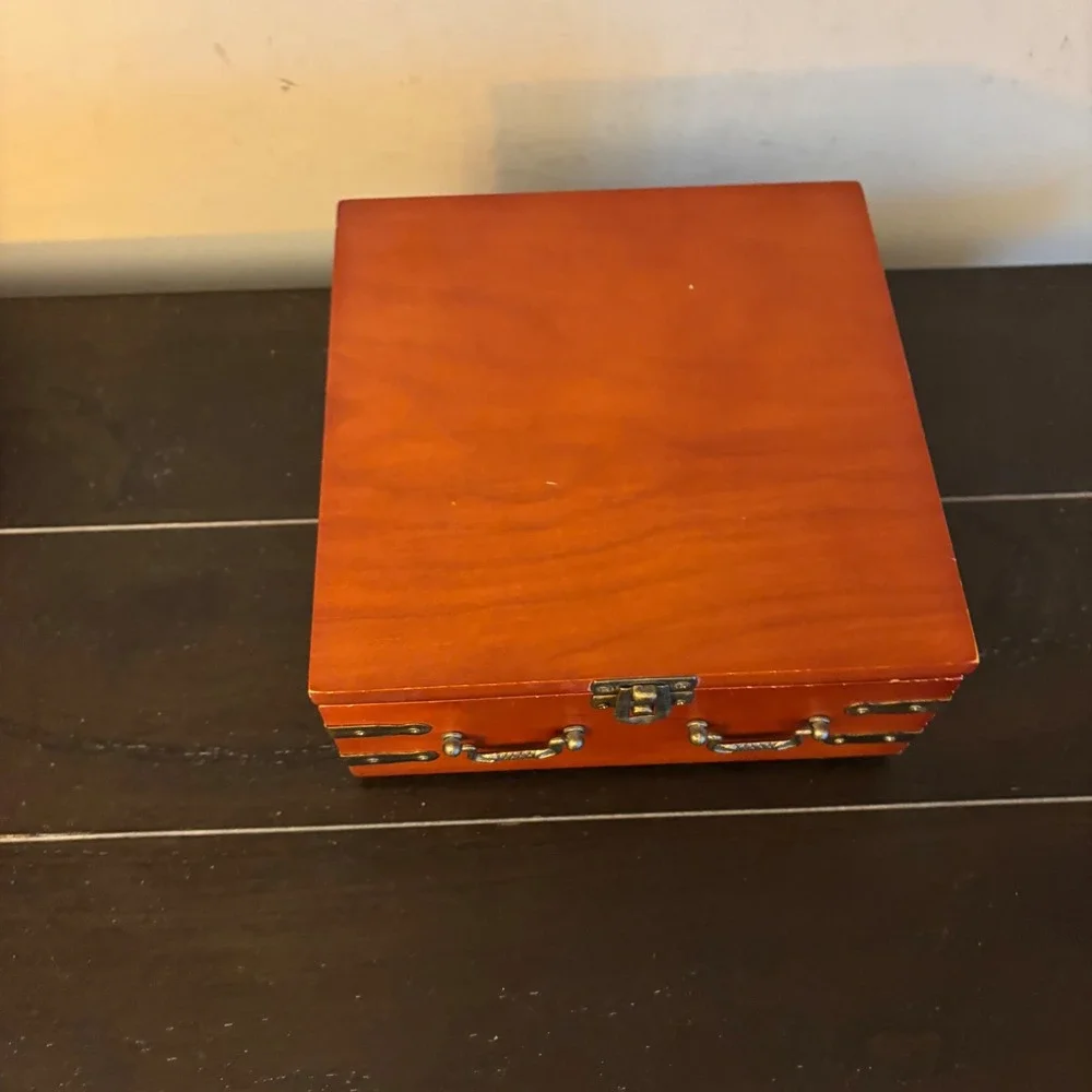 Bulova Wooden Fold Out Mantle Clock | Vintage | Trunk Style | Tested-Works